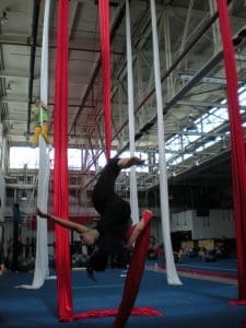 Alicia Jones doing Aerial l www.aliciajoneshealthyliving.com